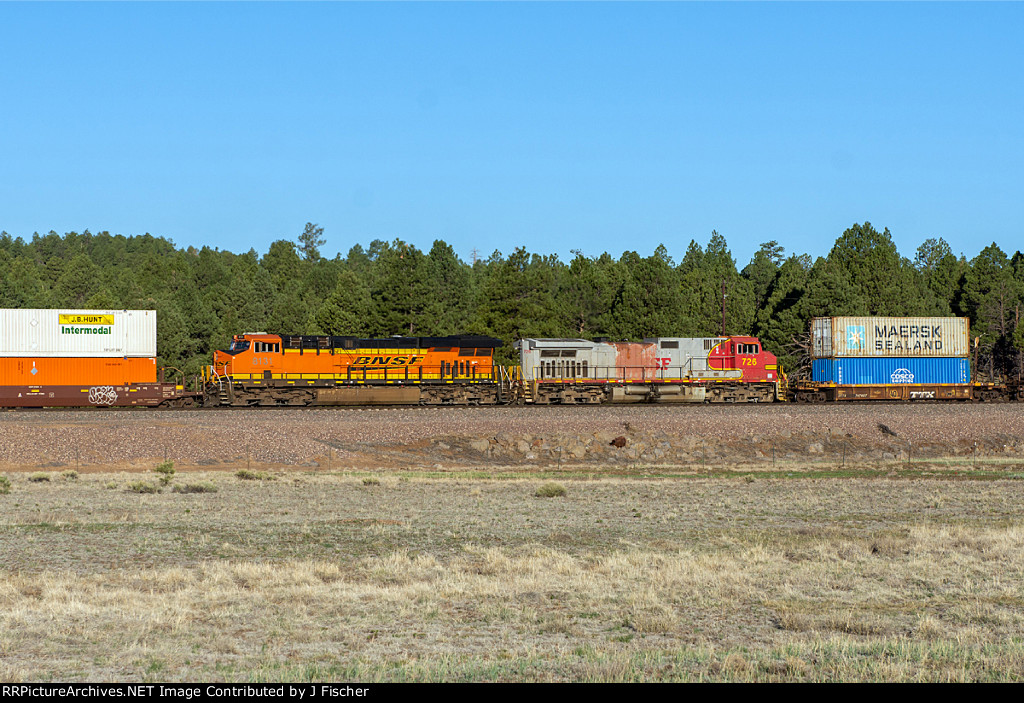 BNSF 726